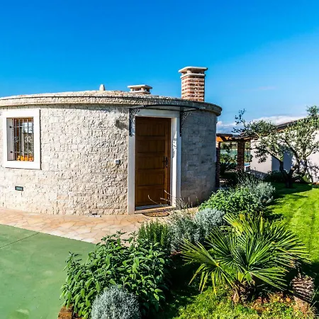 Holiday Kazun Ferienhaus Štinjan